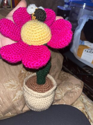 Bumble Blossom Amigurumi Crochet Pattern