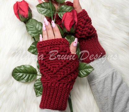 That's Amore Fingerless Gloves