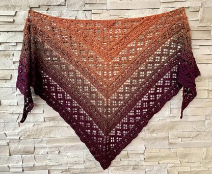 Triangular Scarf "Chadisia"