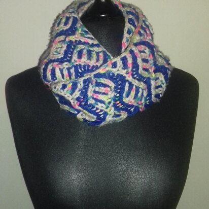 DNA Cowl