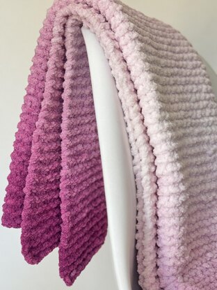 Perfect Phasing Gradual Color Change Blanket