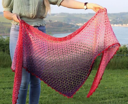 Summer Fuchsia Shawl