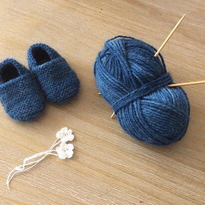 Baby's slippers - knitting pattern