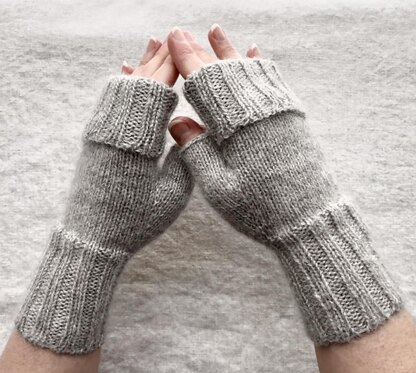 Warm and Fluffy Fingerless Mitts