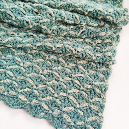 Verdant Wave Scarf