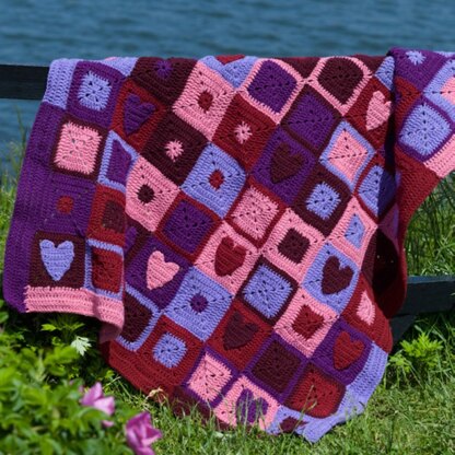 Happy Hearts Afghan in Red Heart Super Saver Economy Solids - WR1658