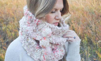 Snowball Blossom Cowl