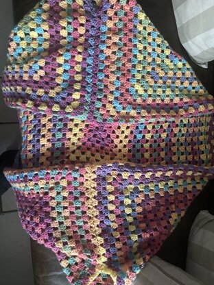 granny square shrug 