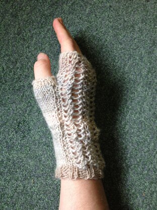 Banacek DK Fingerless Gloves