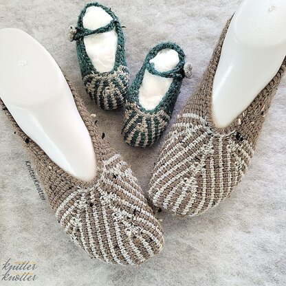 Ashvini Tunisian Crochet Slippers