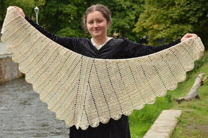 Lark wings shawl