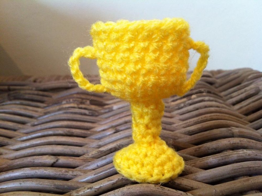 Tiny Cup Trophy Crochet pattern by Lottie's Creations, Knitting Patterns