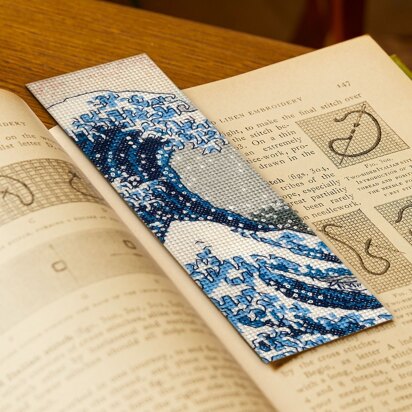 DMC The British Museum - The Great Wave, Katsushika Hokusai Bookmark - 5cm x 16cm
