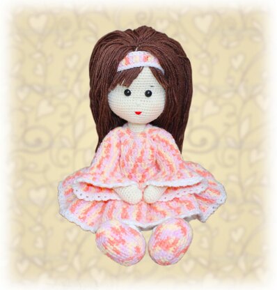 Caroline Amigurimi Doll