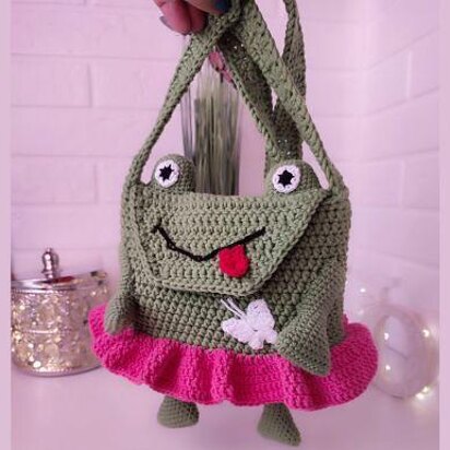 PDF crochet baby frog shoulder bag, frog purse pattern