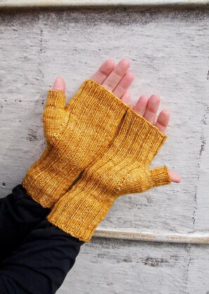 Apiary Fingerless Mitts