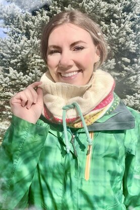 Snowflake Sparkle Snood