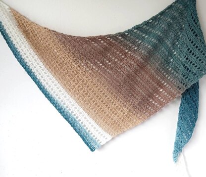 Easy Cake Yarn Shawl