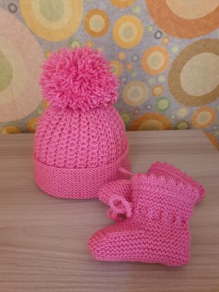 Baby hat and booties