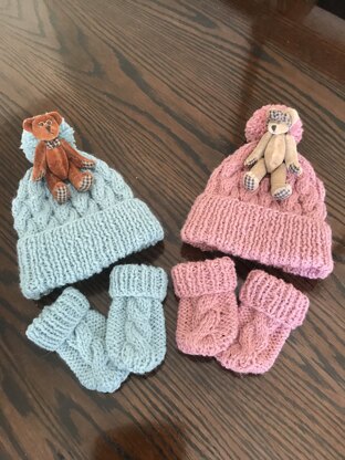 Hats and Mitts for Twins