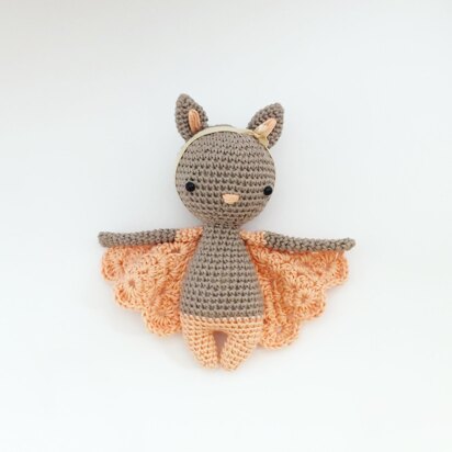 Chloe, the crochet bat