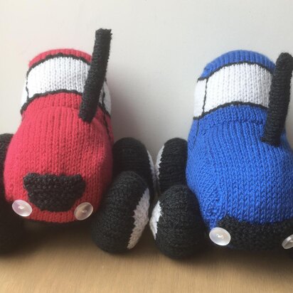 Tractor - knitting pattern