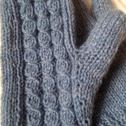 Mock Cable Twist mittens