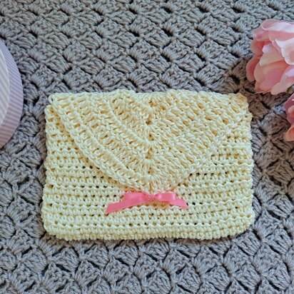 Crochet Delicate Coquette Purse/Bag Pattern