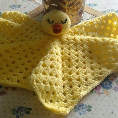 CROCHET PATTERN Duckie Lovey