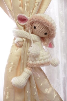 Amigurumi lamb Girl