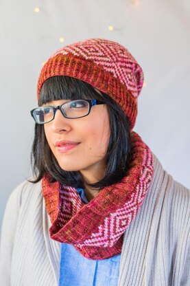 Pātiki Hat and Cowl