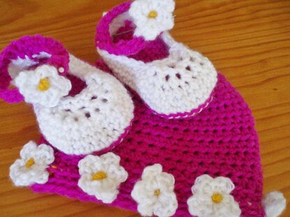 Spring Flowers Baby Shoes and Hat