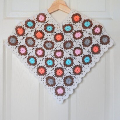 Estella crochet poncho for baby/toddler