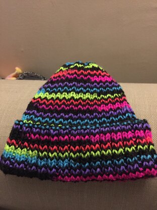 Ribbed hat.