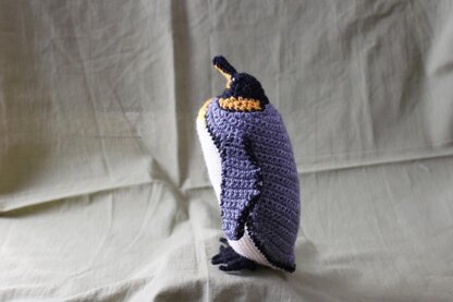 King penguin amigurumi