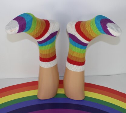 Mens Simple Rainbow Socks Circular