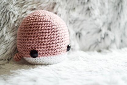 Mama Whale Amigurumi