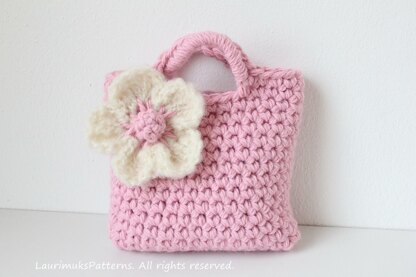 Girls flower purse in light pink