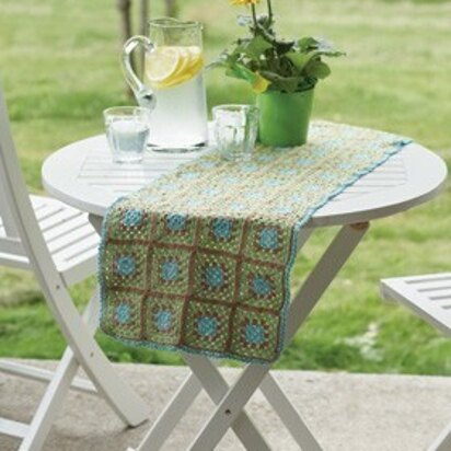 Table Runner in Bernat Handicrafter Crochet Thread