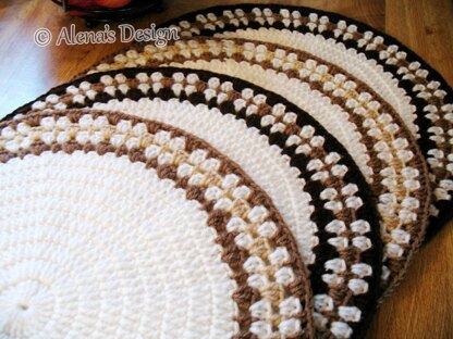 Intricate Banded Placemat