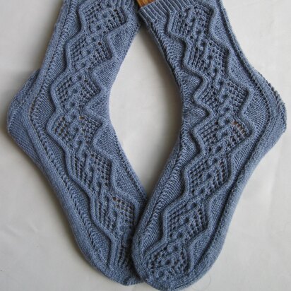 Dragoneese Cable Lace Socks