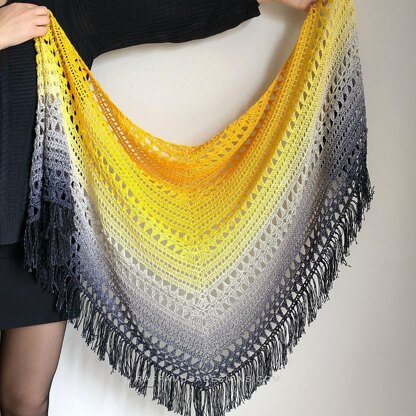 Triangles & Cones Shawl Crochet pattern by RaffamusaDesigns