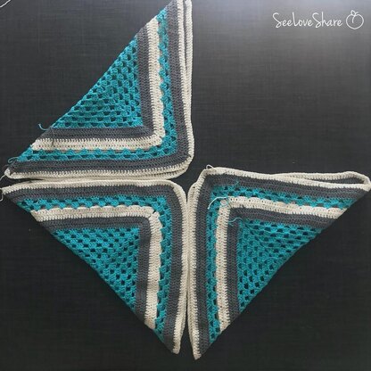 Mod Granny Square Beach Bag