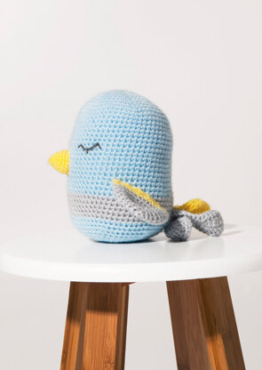 Betty der Vogel in Paintbox Yarns Simply DK - DK-CRO-TOY-002