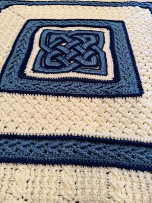 Celtic Knot Baby Blanket