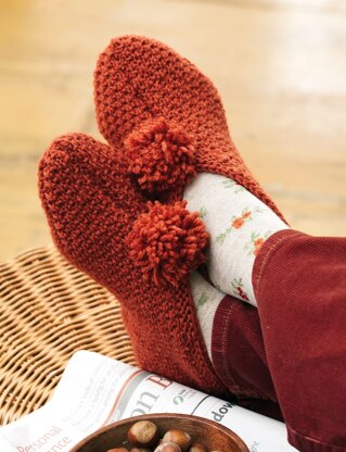 Textured Slippers in Patons Classic Wool Worsted