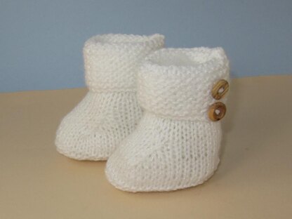 Easy Baby Garter Cuff 2 Button Booties