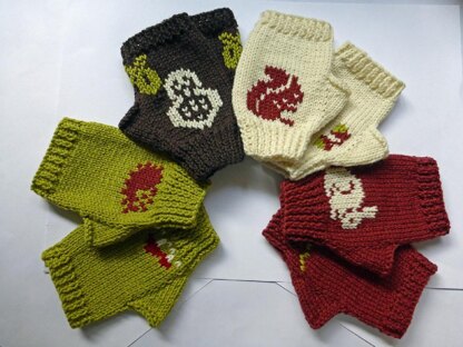 Wee Woodlanders' Mittens