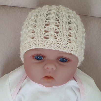 Lainey - Babies lace stitch beanie