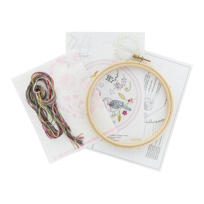 Un Chat Dans L'Aiguille George the Robin Contemporary Printed Embroidery Kit